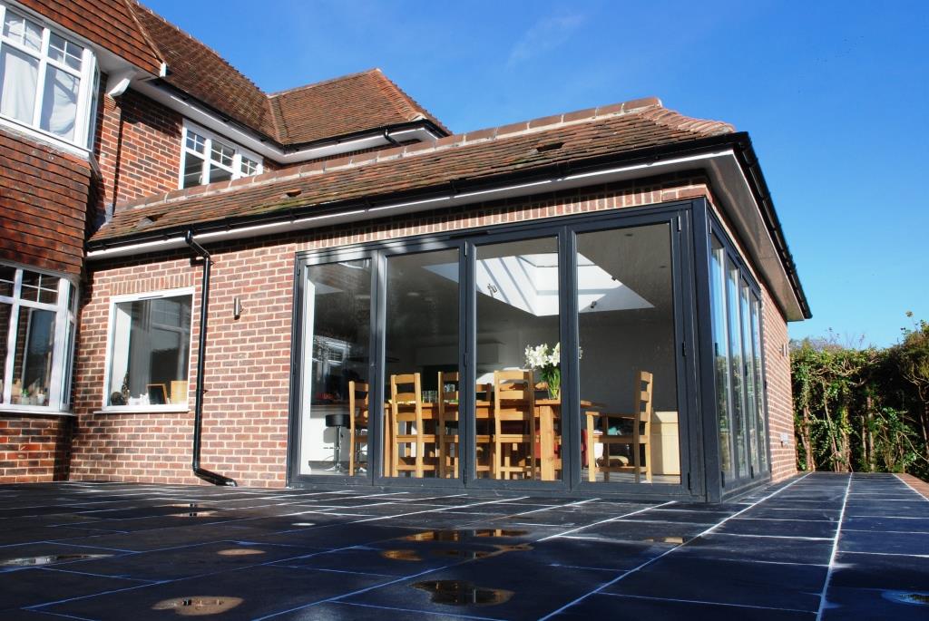 Cousins Building & Extenbsions - stunning bi-fold door extension